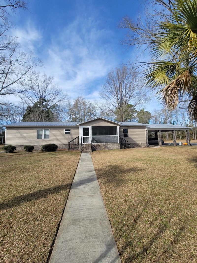 362 Maple Hill Rd, Harleyville, SC 29448