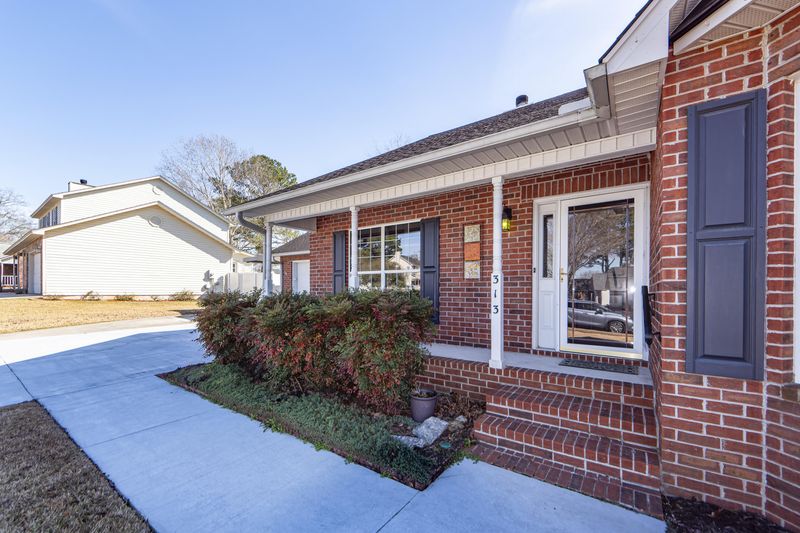 313 Virginia St, Goose Creek, SC 29445