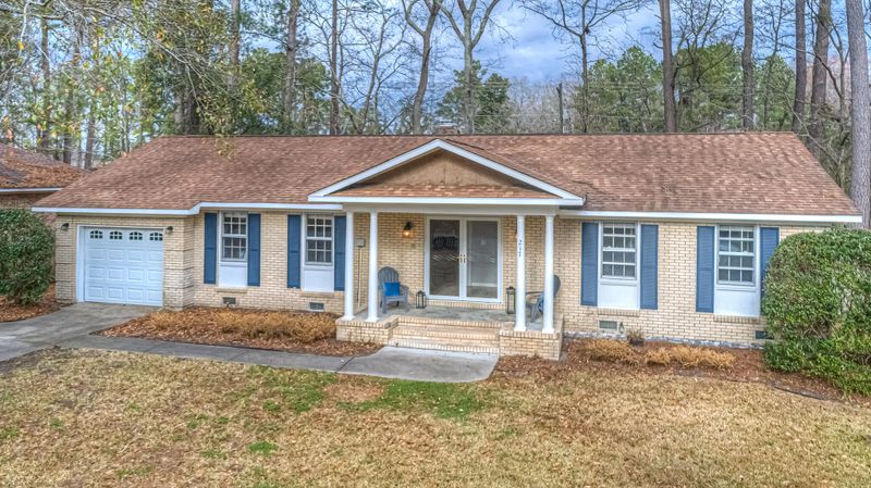 217 Stratford Dr, Summerville, SC 29485