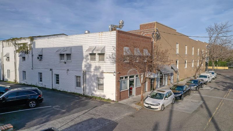 2 Radcliffe St, Charleston, SC 29403