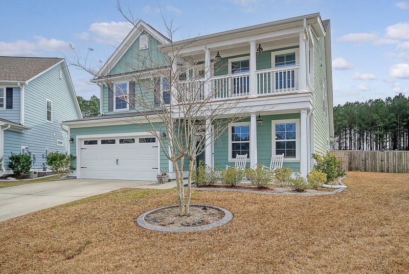 389 Whispering Breeze Ln, Summerville, SC 29486