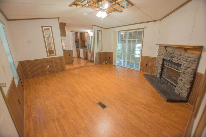 590 Givhans Rd, Ridgeville, SC 29472