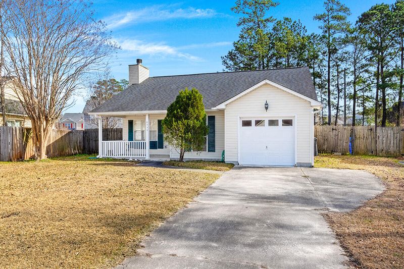 8532 Roanoke Dr, North Charleston, SC 29406