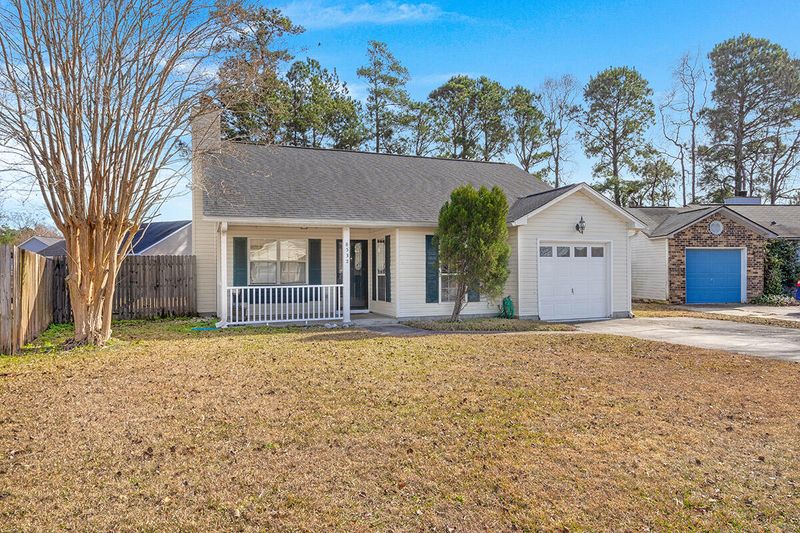 8532 Roanoke Dr, North Charleston, SC 29406
