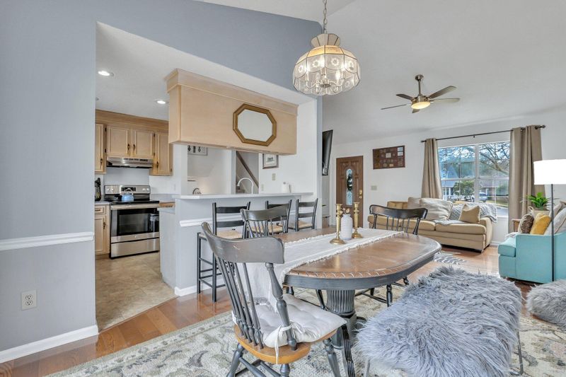 109 Lancelot Hall, North Charleston, SC 29418
