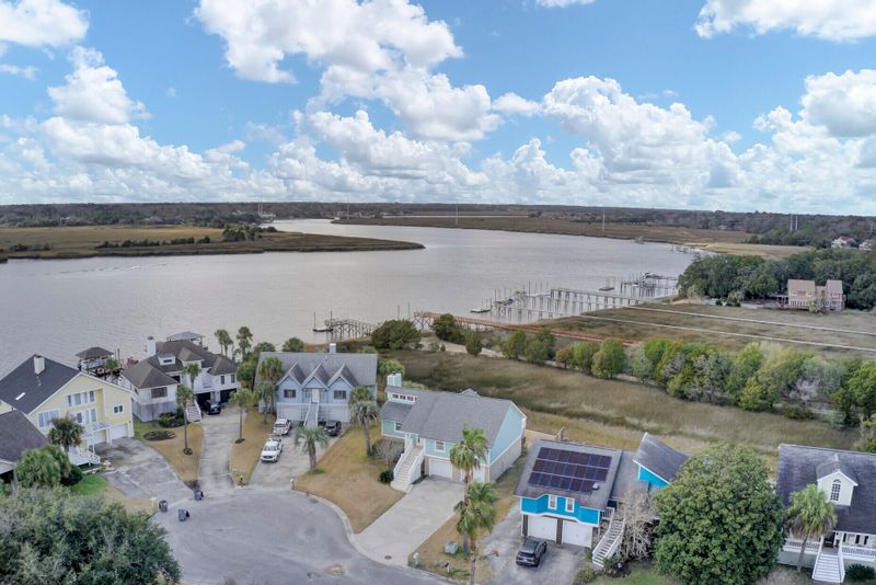 4640 Ashley View Ln, North Charleston, SC 29405