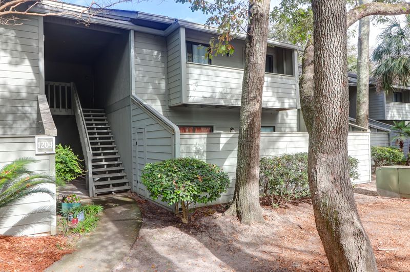 1204 Village Creek Ln #202, Mount Pleasant, SC 29464