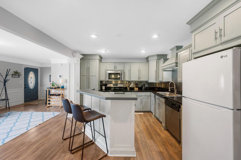 7623 Peppercorn Ln, North Charleston, SC 29420