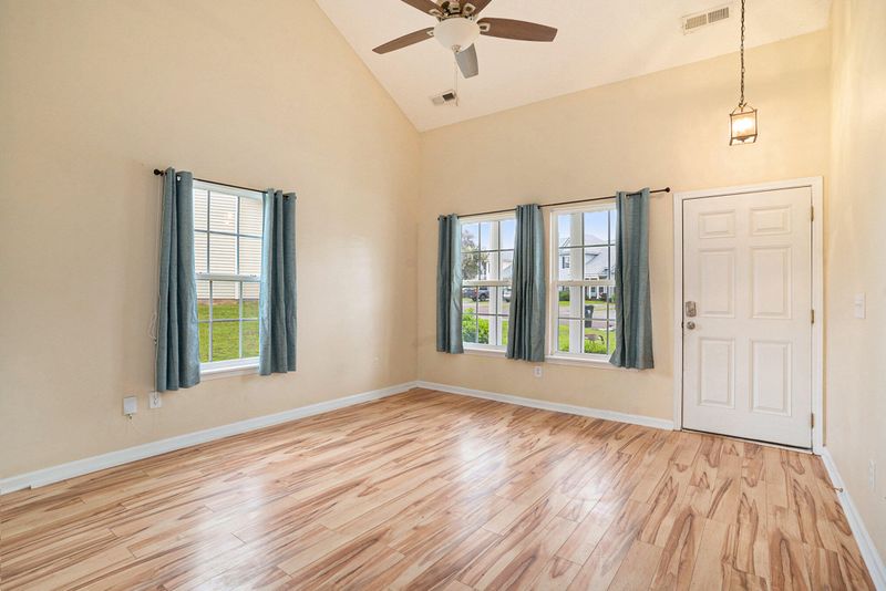 118 Black River Dr, Summerville, SC 29485