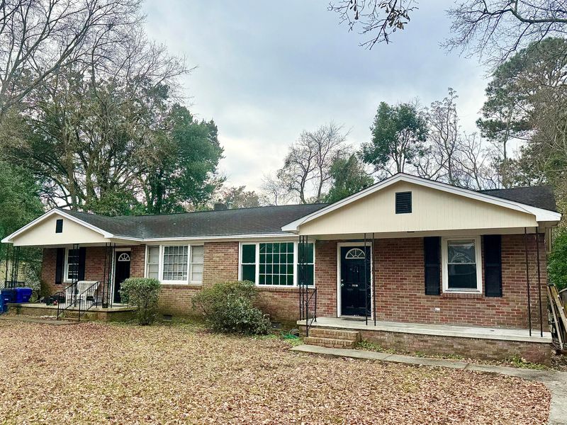 1825 2nd Dr, Charleston, SC 29407