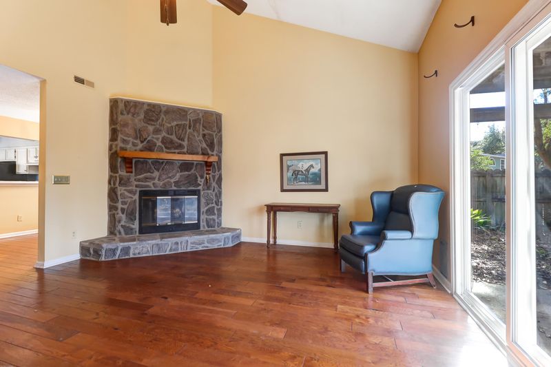 1958 Blythewood Ct, Mount Pleasant, SC 29464