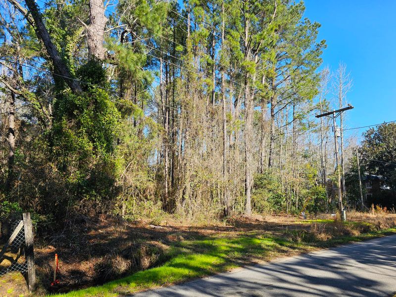 474 Mercantile Rd, Mcclellanville, SC 29458