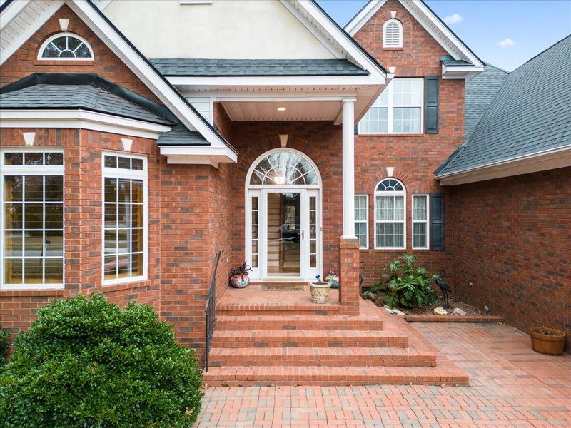 676 Hamlet Cir, Goose Creek, SC 29445