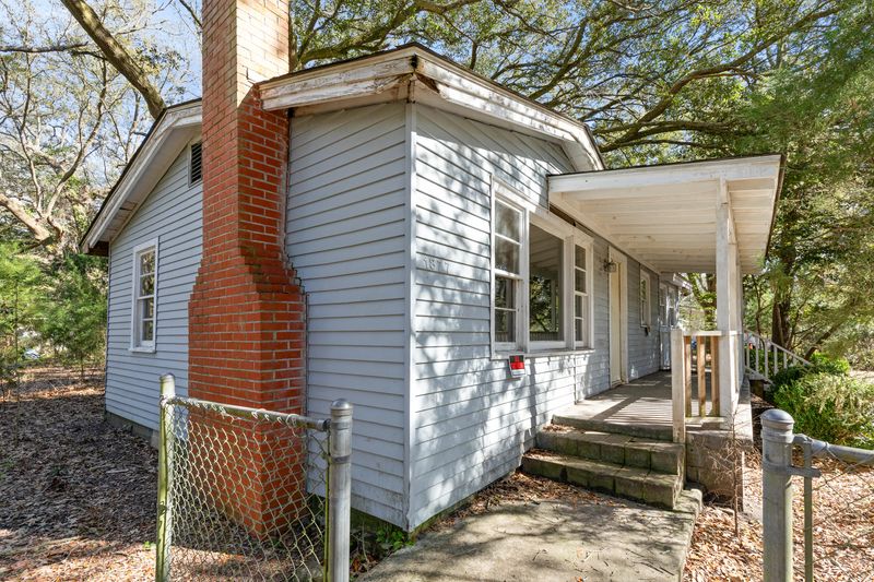 1877 Grover Dr, Johns Island, SC 29455