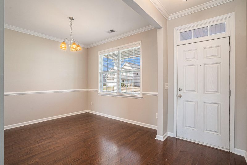 8152 Ronda Dr, Charleston, SC 29406