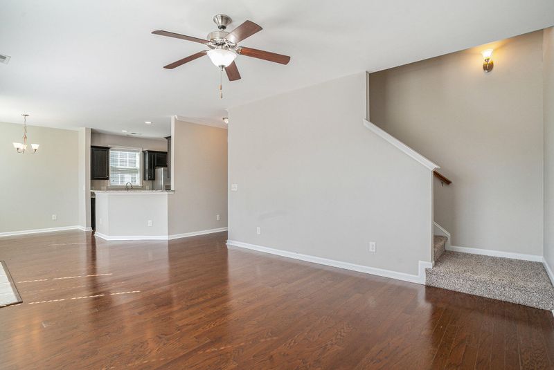 8152 Ronda Dr, Charleston, SC 29406