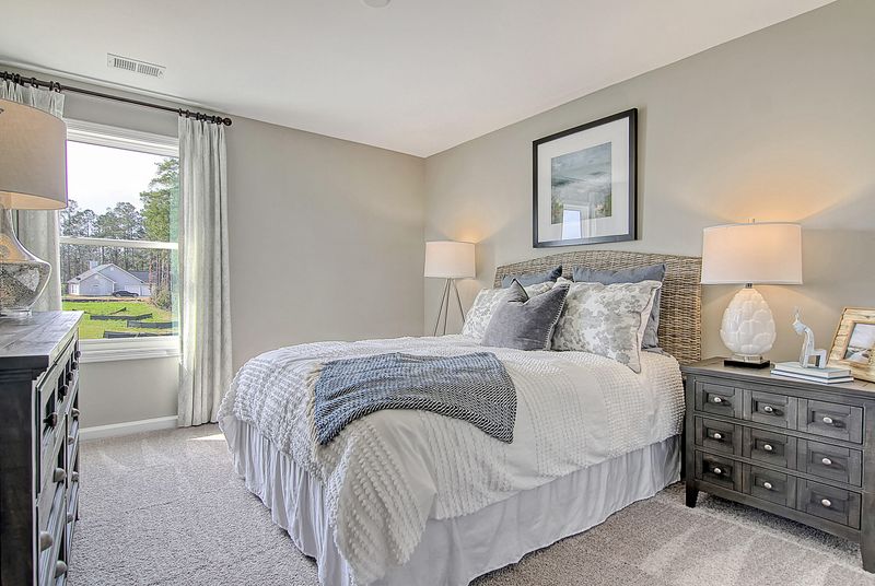 425 Lundby Dr, Summerville, SC 29486