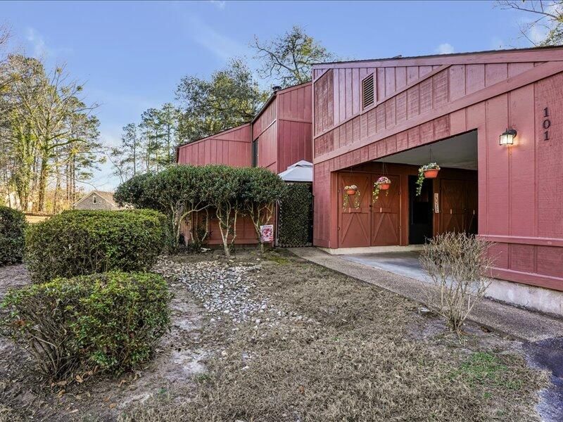 101 Kings Way, Summerville, SC 29485