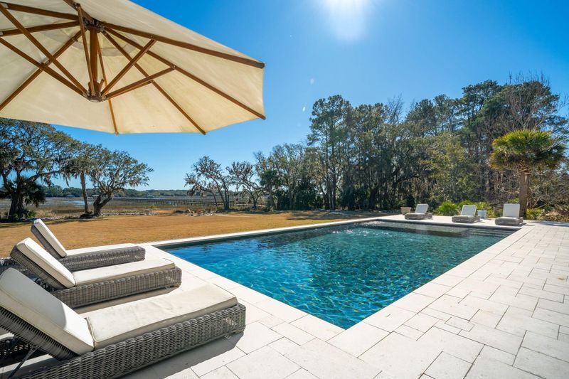 2545 Anchor Watch Dr, Wadmalaw Island, SC 29487