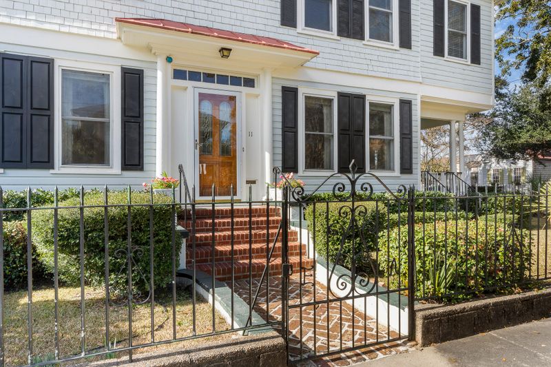 11 Wesson Ave, Charleston, SC 29403