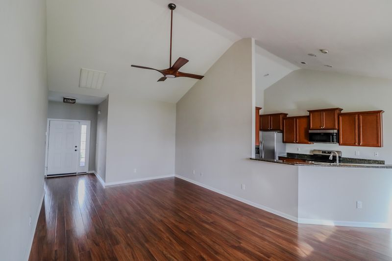 7749 Haywood St, North Charleston, SC 29418