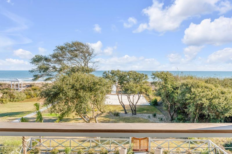 2910 Palm Blvd, Isle Of Palms, SC 29451