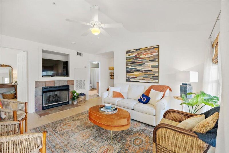700 Daniel Ellis Dr #14301, Charleston, SC 29412