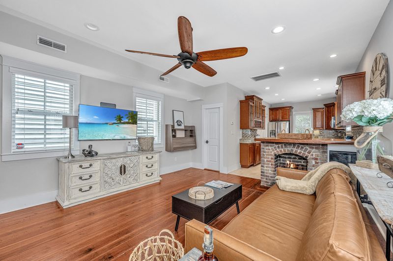 96 Morris St, Charleston, SC 29403
