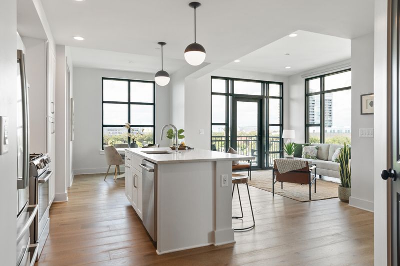 5 Gadsdenboro St #415, Charleston, SC 29401