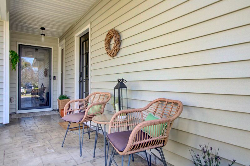 1461 Hidden Bridge Dr, Mount Pleasant, SC 29464