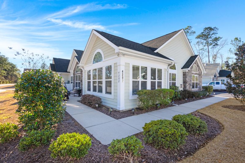 8800 Dorchester Rd #4202, North Charleston, SC 29420
