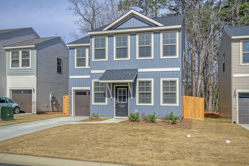 1047 Berry Patch Cir, Summerville, SC 29485