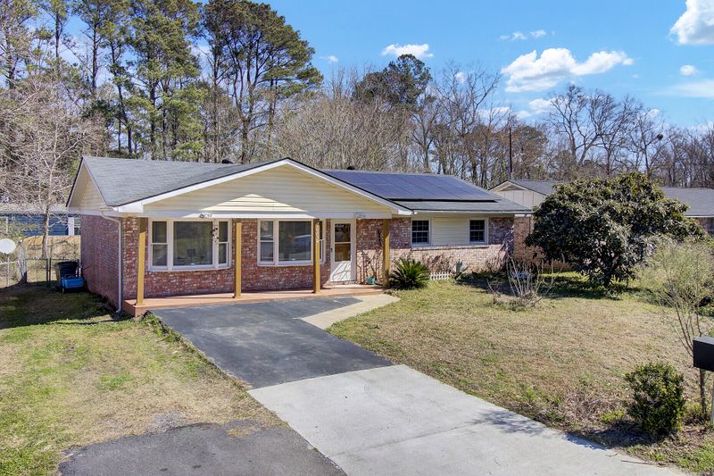7604 Crossgate Blvd, North Charleston, SC 29420