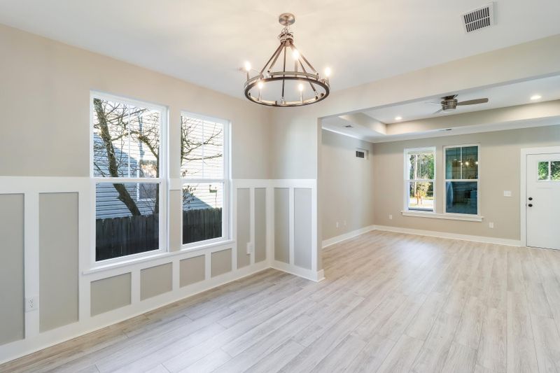 3913 Walnut St, North Charleston, SC 29405