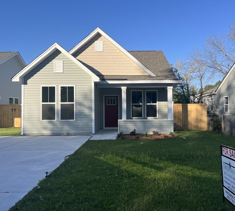 3913 Walnut St, North Charleston, SC 29405