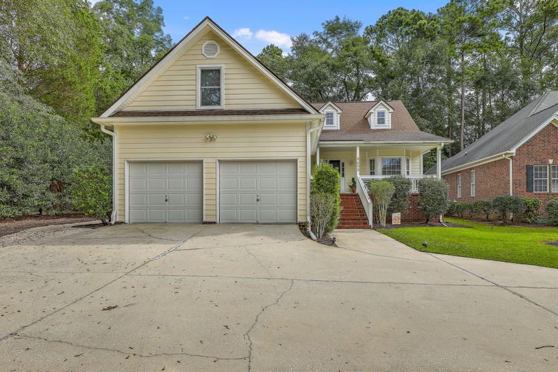 8608 Woodland Walk, North Charleston, SC 29420