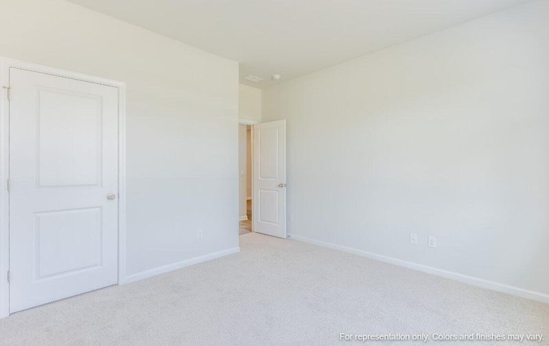 320 Willows Crescent Dr, Moncks Corner, SC 29461
