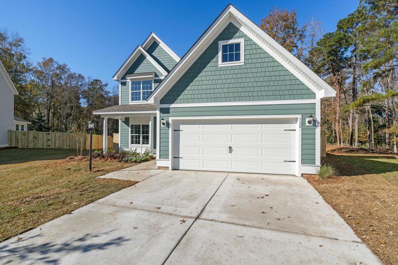 488 Eagleview Dr, Moncks Corner, SC 29461