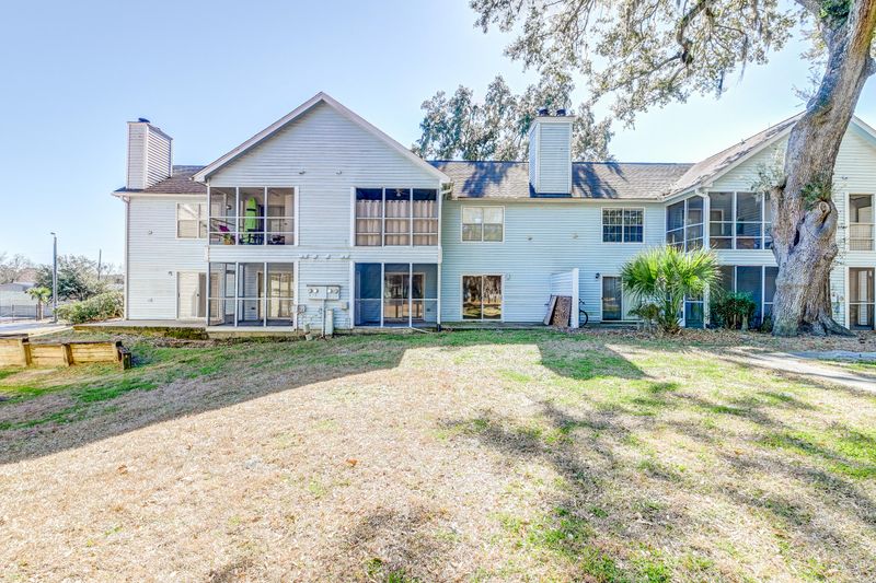 6221 Rolling Fork Rd #C, North Charleston, SC 29406