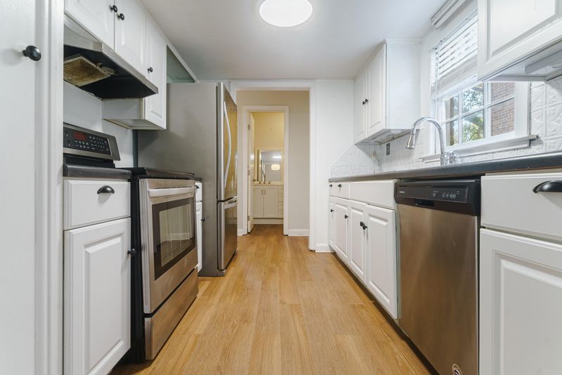 1778 Skinner Ave, Charleston, SC 29407