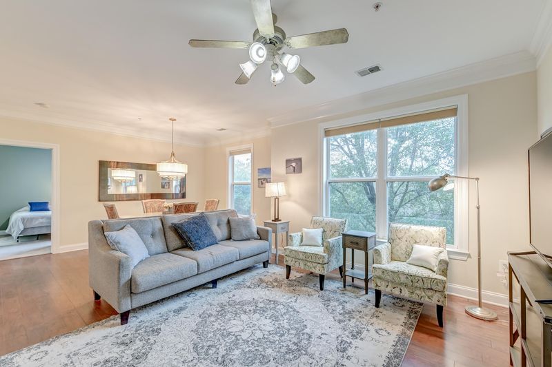 2244 Ashley Crossing Dr #316, Charleston, SC 29414