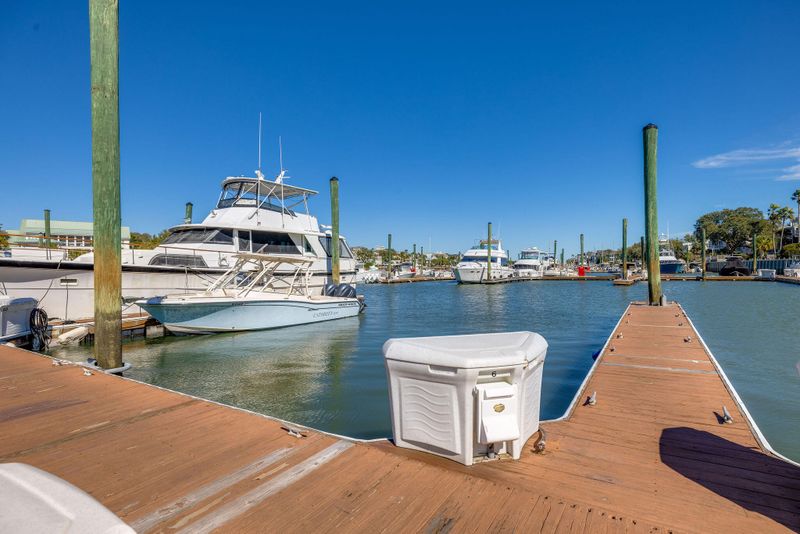 40 41st Ave #B-6, Isle Of Palms, SC 29451