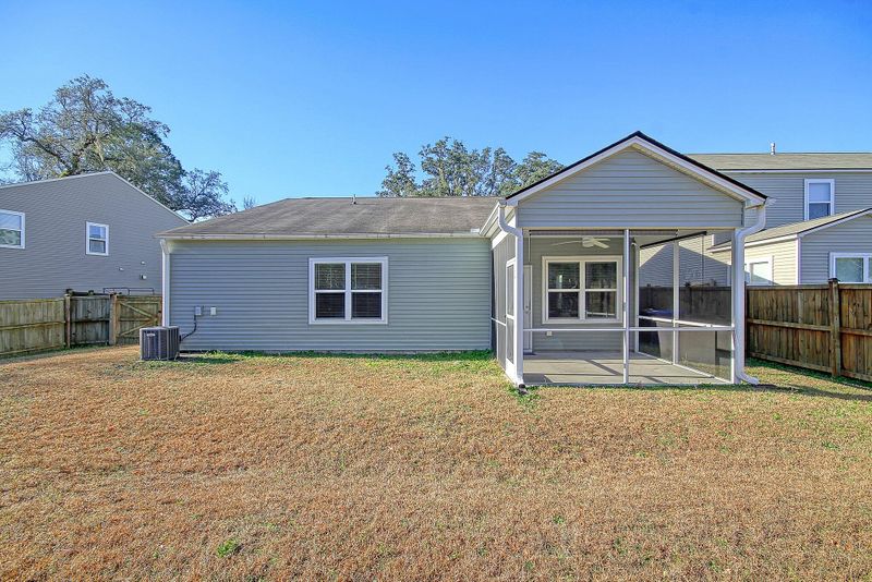 9672 Wilhammer Ct, Ladson, SC 29456
