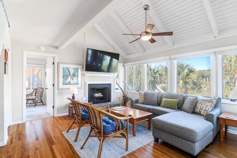 921 Sealoft Dr, Seabrook Island, SC 29455