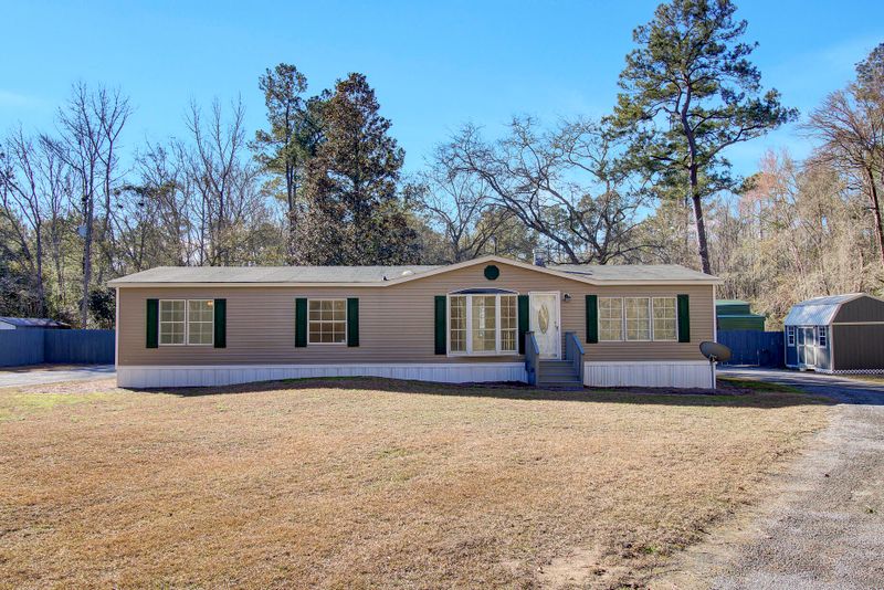 119 Boykin Ln, Ridgeville, SC 29472