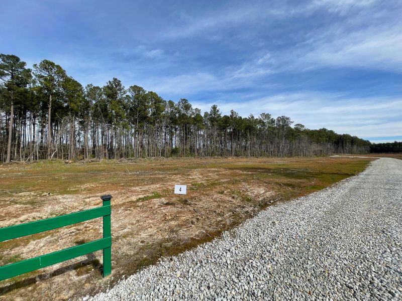 430 Sandridge Acres Trl, Holly Hill, SC 29059