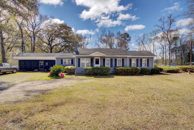 6417 Highway #162, Hollywood, SC 29449