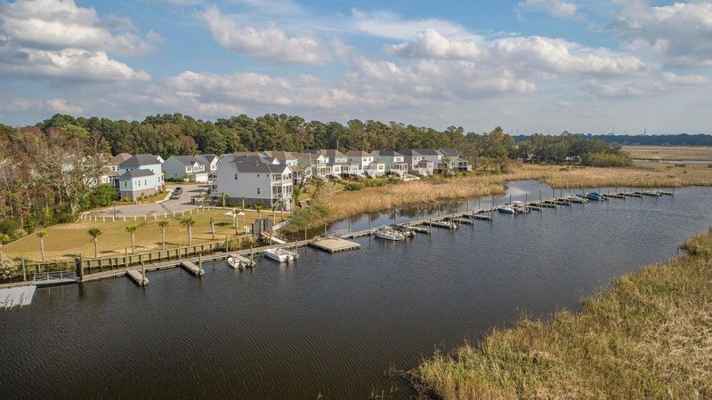 2023 Codorus Ln, Hanahan, SC 29410