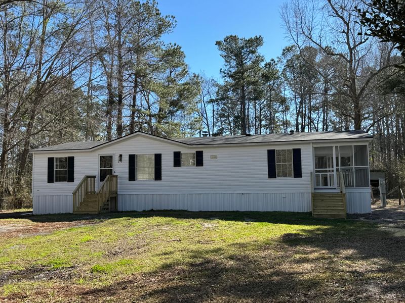 244 Swanson Dr, Summerville, SC 29483