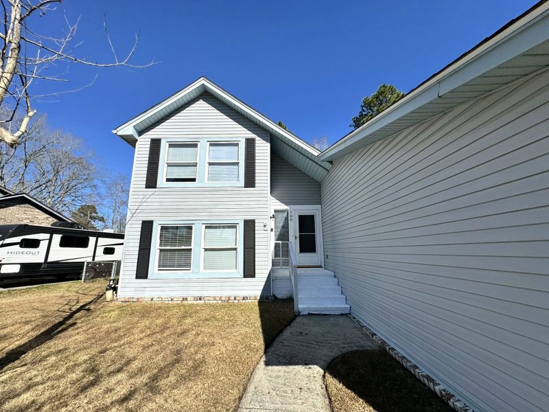 108 Ruffin Rd, Summerville, SC 29486